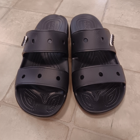 Crocs black slip on sandals Mens 12 - Picture 2 of 5